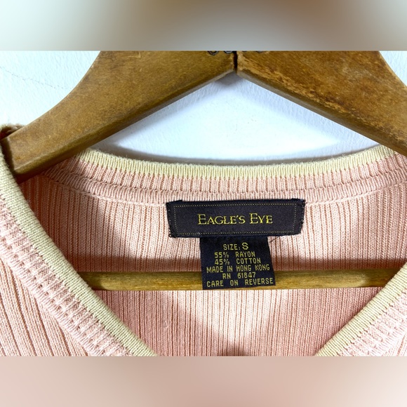 Vintage Rayon Cotton Short Sleeve Cardigan Sweater with Dark Mother of Pearl - Picture 2 of 10